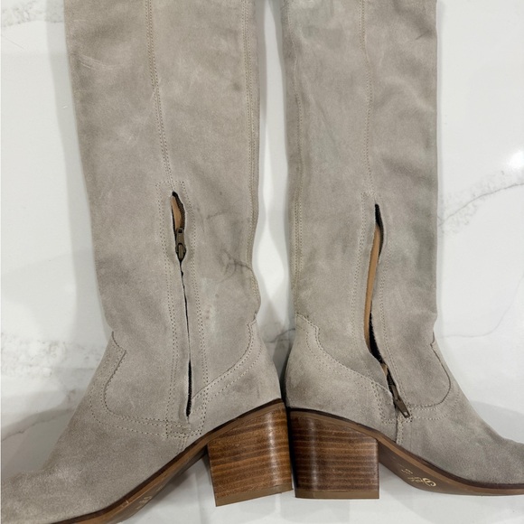 Sbicca Taupe Suede Knee-High Boots - like new - Picture 6 of 9